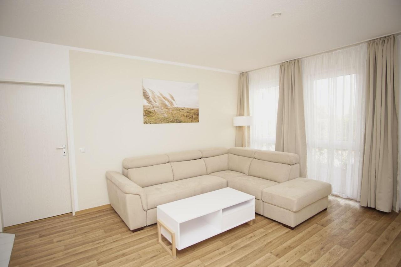 Strandnah Mit Terrasse, Gratis Nutzung Vom Ahoi Erlebnisbad Und Sauna In Sellin - Strandhaus Moenchgut Fewo06 Lobbe Εξωτερικό φωτογραφία